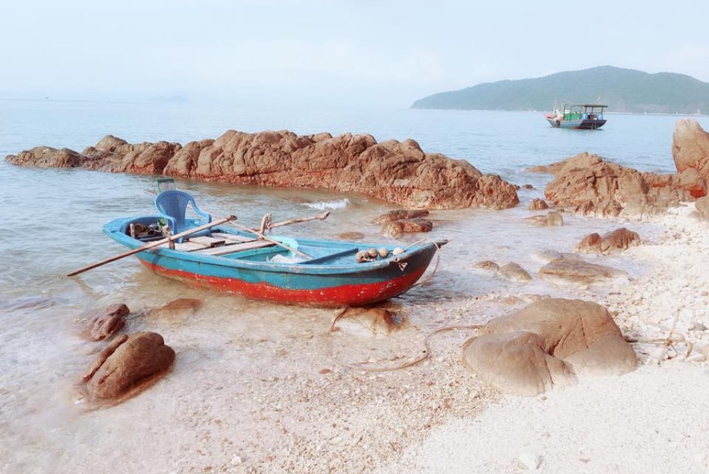 Kinh Nghiệm Du Lịch Đảo Ngọc Vừng, Quảng Ninh: Hành Trình Khám Phá Thiên Đường Hoang Sơ